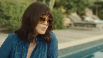 Lunettes de soleil portées par Marraine (Isabelle Adjani) dans la garde-robe du film Wingwomen