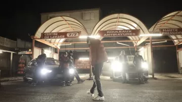Le pantalon porté par SCH dans son clip Interlude