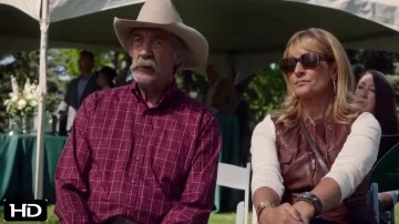 Lunettes de soleil de Lisa Stillman (Jessica Steen) dans Heartland (S16E11)