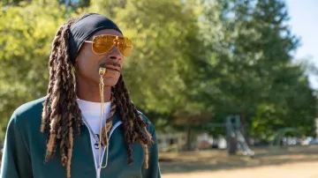 Oversize Versace sunglasses worn by Jaycen (Snoop Dogg) as seen in The Underdoggs movie