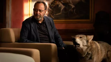 Gafas redondas usadas por Jorgensen (Jean Reno) como se ve en el vestuario de la película Lift