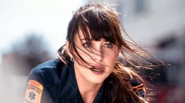 Hoop earrings worn by Cassandra Webb (Dakota Johnson) in Madame Web movie