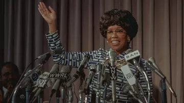 Eyeglasses worn by Shirley Chisholm (Regina King) as seen in Shirley movie