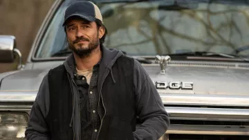 Trucker Hat Cap worn by Cash (Orlando Bloom) in Red Right Hand movie
