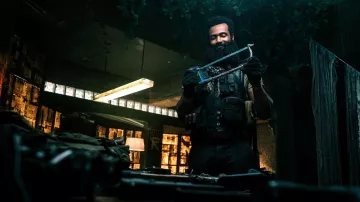 Chaqueta de chaleco táctico usada por Benny (Isaiah Mustafa) como se ve en Boy Kills World