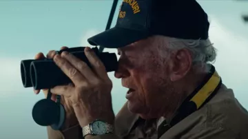 Montre en or portée par Old Salt (Norman Vincent McLafferty) dans le film Battleship