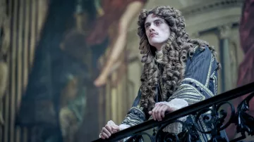 Veste brodée dorée portée par Thomas Blancheford (Jake Dunn) dans Renegade Nell (saison 1)