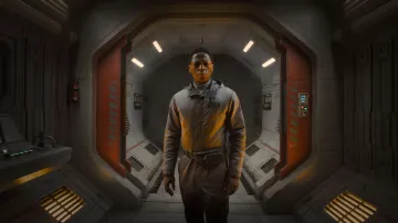 Mono con capucha usado por David Jonsson como se ve en Alien: Romulus