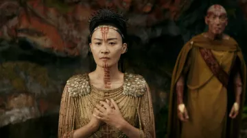 Tribal costume worn by Iwi Queen (Fala Chen) as seen in Godzilla x Kong: The New Empire