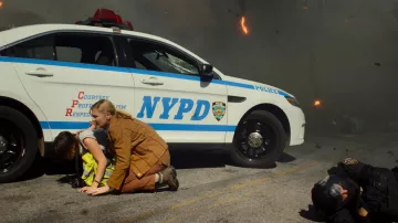 Botas usadas por Lee (Kirsten Dunst) como se ve en el vestuario de la película Civil War