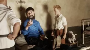 White Polo shirt worn by Tintin (Jamie Bell) in The Adventures of Tintin movie outfits