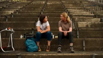 Jessie's (Cailee Spaeny) outdoor shoe in Civil War