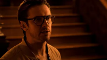 Lunettes de Frank (Dan Stevens) dans Abigail