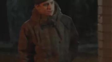 Veste à carreaux en goretex/coquillage de Maxxie (Mitch Hewer) en Skins (S01E06)