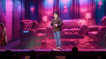 Blue fedora Hat worn by Franco Escamilla in Franco Escamilla: Ladies' man