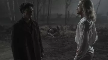 Long Jacket worn by Louis de Pointe du Lac (Jacob Anderson) as seen in Interview with the Vampire TV show (Season 2 Episode 1)