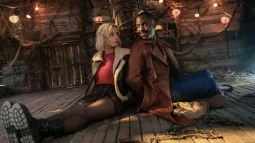 Falda a cuadros rojos usada por Ruby Sunday (Millie Gibson) como se ve en Doctor Who (Temporada 14)