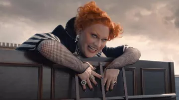 Anillos usados por Maestro (Jinkx Monsoon) como se ve en Doctor Who (T14E02)