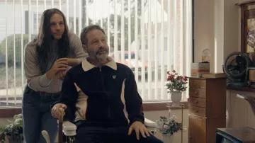 Clothing from Reverse the Curse: David Duchovny is wearing Track jacket to portray Marty Fullilove in the movie