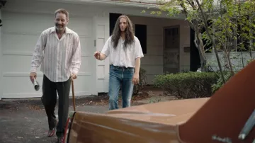 Reverse the Curse Wardrobe: Marty Fullilove (David Duchovny) is wearing Striped shirt in the movie