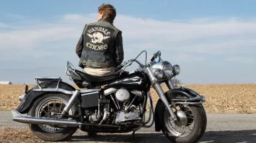 Clothing from The Bikeriders: Benny (Austin Butler) is wearing Vandals Chicago Denim Jacket