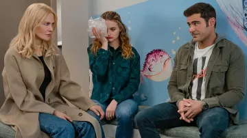 Tenues de film Une affaire de famille : Montre portée par Chris Cole (Zac Efron)
