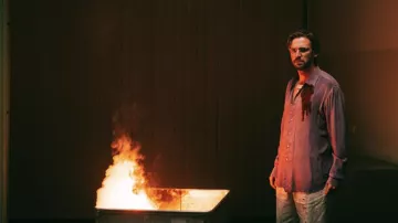 Cuckoo Movie Outfits: Dan Stevens is wearing Pink shirt to portray Herr König