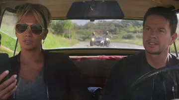 The Union Movie Outfits: Halle Berry wears Aviator sunglasses to play Roxanne Hall