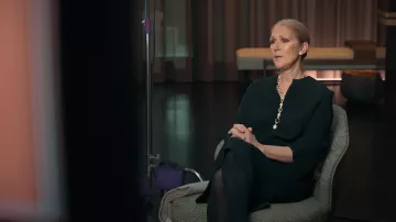 Céline Dion porte un magnifique collier dans son documentaire d’Amazon, I Am : Celine Dion