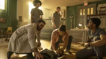 Brilliant Minds TV series Wardrobe: Dr. Jacob Nash (Spence Moore II) wears a beautiful watch in season 1