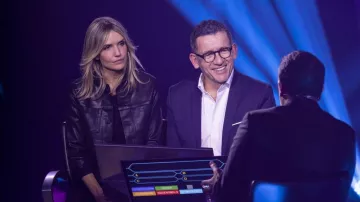 Laurence Arné wears a superb leather jacket in the 25th anniversary show of Who Wants to Win Millions?