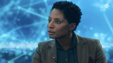Where's Wanda? Wardrobe: Striped Wool Blazer Jacket to play Detective Michelle Rauch in season 1, episode 1