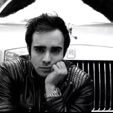 Akram Ojjeh Junior is wearing quilted Leather Jacket on the Instagram account of @lepicvertflaming