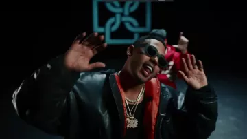 Vidéo musicale de Gafas de Myke Towers et Nueva Era par DUKI, Myke Towers
