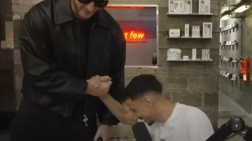 DJ Snake wears Leather Zip Jacket in DJ SNAKE PARLE DE SON FEAT AVEC HAMZA, PNL ET SON CONCERT AU STADE DE FRANCE ! Youtube video