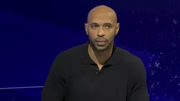 Le polo noir de Thierry Henry dans Thierry Henry and Jamie Carragher PREDICT who will win the Premier League title ????