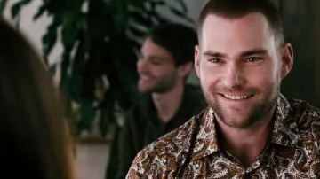 Dress/ Nice Shirt of Doug Glatt (Seann William Scott) in Goon