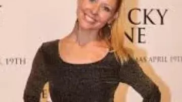 Partty de Charli (Charli Robinson) dans Hi-5 (S01E01)