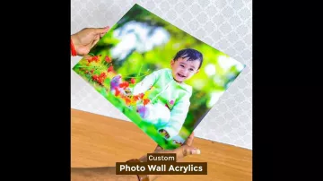 Cadres acryliques pour portraits imprimés à partir de @ 699/- Uniquement pour les portraits imprimés Cadres en acrylique à partir de @ 699/- uniquement
