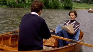 Blue Sweater of Mark Darcy (Colin Firth) in Bridget Jones's Diary