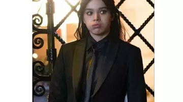 Hawkeye 2021 Hailee Steinfeld Costume de smoking de Kate Bishop (Hailee Steinfeld) dans Hawkeye (S01)