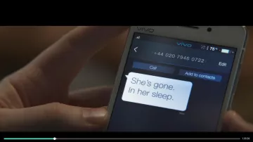 Un Smartphone Vivo de Derek Zoolander (Ben Stiller) en Zoolander No. 2