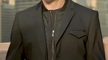 Tony Stark / Iron Man (Robert Downey Jr.) jacket in Spider-Man: Homecoming