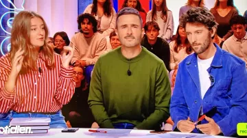 Pull Kaki de Julien Bellver dans Quotidien