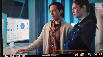 Querl 'Brainy' Dox / Brainiac-5 (Jesse Rath) computer monitor in Supergirl (S06E05)