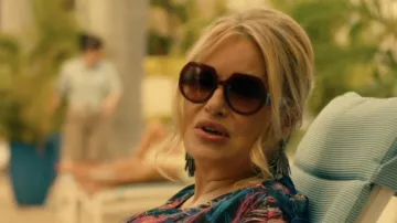 Sunglasses worn by (Jennifer Coolidge) in The White Lotus (S01E06)