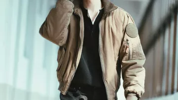 Bomber Jacket of Kim Do-ki (Lee Je-hoon) in Taxi Driver (S03E16)