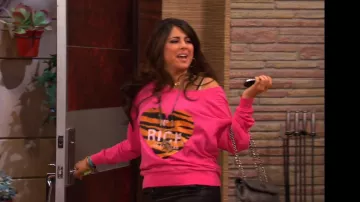 N°1 Rich Pink Sweater worn by Trina Vega (Daniella Monet) in iParty with Victorious