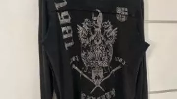 Long Sleeve Thermal of Jesse Pinkman (Aaron Paul) in Breaking Bad (S04E06)