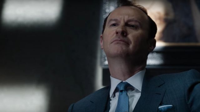 La cravate de Mycroft Holmes (Mark Gatiss) dans Sherlock